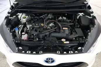 TOYOTA YARIS 1.5 VVT-h Design E-CVT Euro 6 (s/s) 5dr