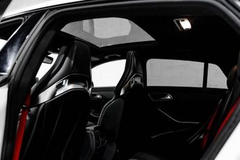 MERCEDES-BENZ CLA 2.0 CLA45 AMG Shooting Brake 5dr Petrol SpdS DCT 4MATIC Euro 6 (