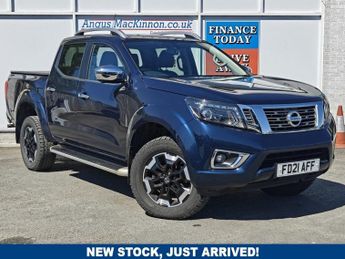 Nissan Navara 2.3 dCi Tekna Pickup Double Cab 4dr Diesel Manual 4WD Euro 6 (s/