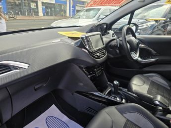 PEUGEOT 2008 AUTOMATIC 1.2 PureTech Allure SUV 5dr Petrol ETG Euro 6 (s/s) (8