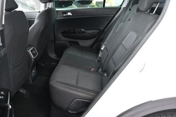 KIA SPORTAGE 1.6 CRDi 2 SUV 5dr Diesel DCT Euro 6 (s/s) (134 bhp)