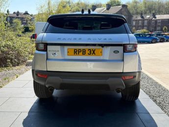 LAND ROVER RANGE ROVER EVOQUE 2.0 TD4 SE Tech SUV 5dr Diesel Auto 4WD Euro 6 (s/s) (180 ps)