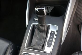 AUDI Q2 1.5 TFSI COD 35 BLACK EDITION