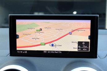 AUDI Q2 1.5 TFSI COD 35 BLACK EDITION