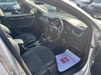 SKODA OCTAVIA 1.5 TSI GPF ACT SE L Hatchback 5dr Petrol DSG Euro 6 (s/s) (150 