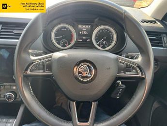 SKODA OCTAVIA 1.5 TSI GPF ACT SE L Hatchback 5dr Petrol DSG Euro 6 (s/s) (150 
