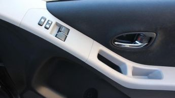 TOYOTA YARIS 1.33 Dual VVT-i TR Hatchback 5dr Petrol MultiMode Euro 4 (s/s) (