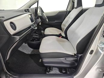 TOYOTA VITZ 1.0 automatic 