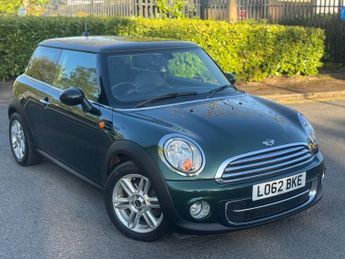 MINI Hatch 2.0 Cooper D Hatchback 3dr Diesel Auto Euro 5 (112 ps)
