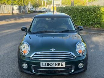 MINI HATCH 2.0 Cooper D Hatchback 3dr Diesel Auto Euro 5 (112 ps)