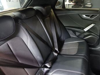 AUDI Q2 1.5 TFSI CoD 35 Black Edition SUV 5dr Petrol S Tronic Euro 6 (s/
