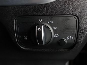 AUDI Q2 1.5 TFSI CoD 35 Black Edition SUV 5dr Petrol S Tronic Euro 6 (s/