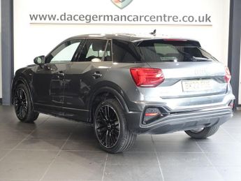AUDI Q2 1.5 TFSI CoD 35 Black Edition SUV 5dr Petrol S Tronic Euro 6 (s/