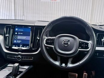 VOLVO XC60 2.0 B5 MHEV R-Design Pro SUV 5dr Diesel Hybrid Auto AWD Euro 6 (