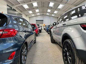 LAND ROVER RANGE ROVER EVOQUE 2.2 SD4 Prestige SUV 5dr Diesel Auto 4WD Euro 5 (190 ps)