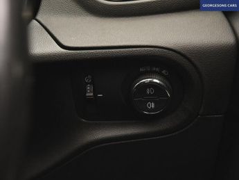 VAUXHALL GRANDLAND X 1.6 13.2kWh Business Edition Nav Premium SUV 5dr Petrol Plug-in 