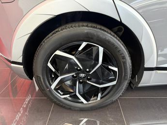 HYUNDAI IONIQ 5 77kWh Premium Hatchback 5dr Electric Auto (228 ps)