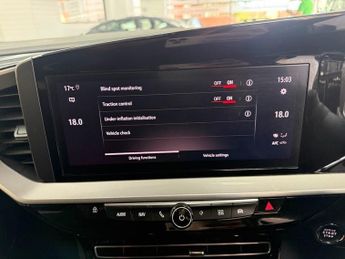 VAUXHALL MOKKA ELECTRIC 50kWh Ultimate SUV 5dr Electric Auto (136 ps)