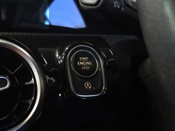 MERCEDES-BENZ A CLASS 1.5 A180d Sport (Executive) Hatchback 5dr Diesel 7G-DCT Euro 6 (