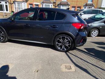 FORD FOCUS 1.0T EcoBoost Active X Vignale Hatchback 5dr Petrol Auto Euro 6 