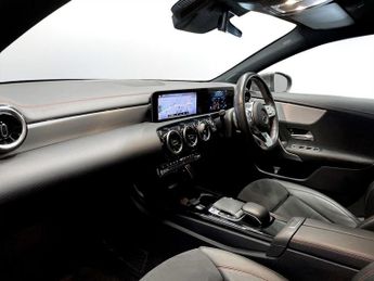 MERCEDES-BENZ CLA 2.0 CLA220 AMG Line Coupe 4dr Petrol 7G-DCT Euro 6 (s/s) (190 ps