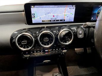 MERCEDES-BENZ CLA 2.0 CLA220 AMG Line Coupe 4dr Petrol 7G-DCT Euro 6 (s/s) (190 ps