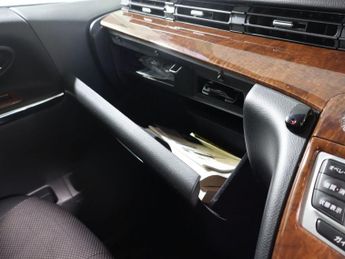 NISSAN ELGRAND CONVERSION 2.4