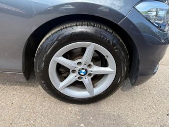BMW 1 SERIES 1.5 118i SE Hatchback 5dr Petrol Auto Euro 6 (s/s) (136 ps)