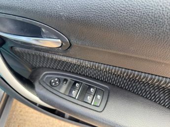 BMW 1 SERIES 1.5 118i SE Hatchback 5dr Petrol Auto Euro 6 (s/s) (136 ps)