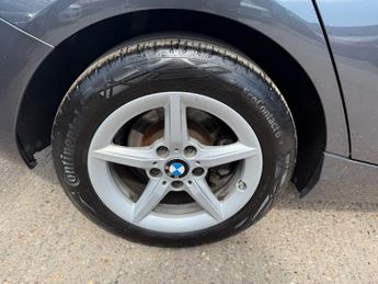 BMW 1 SERIES 1.5 118i SE Hatchback 5dr Petrol Auto Euro 6 (s/s) (136 ps)