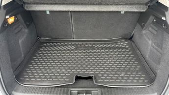 RENAULT CAPTUR 1.3 TCe S Edition SUV 5dr Petrol EDC Euro 6 (s/s) (155 ps)