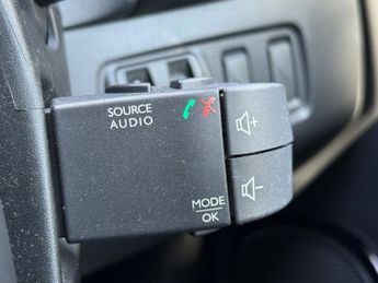 RENAULT CLIO 1.5 dCi Dynamique MediaNav Hatchback 5dr Diesel EDC Euro 5 (90 p