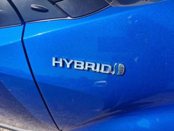 TOYOTA C-HR 1.8 VVT-h Dynamic SUV 5dr Petrol Hybrid CVT Euro 6 (s/s) (122 ps