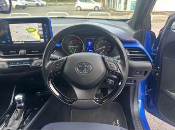 TOYOTA C-HR 1.8 VVT-h Dynamic SUV 5dr Petrol Hybrid CVT Euro 6 (s/s) (122 ps