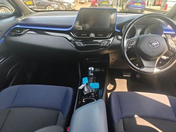 TOYOTA C-HR 1.8 VVT-h Dynamic SUV 5dr Petrol Hybrid CVT Euro 6 (s/s) (122 ps