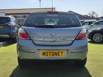 VAUXHALL ASTRA 1.6i 16v Design Hatchback 5dr Petrol AUTOMATIC (156 g/km, 103 bh