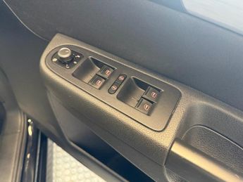 VOLKSWAGEN SHARAN 2.0 TDI SE Nav MPV 5dr Diesel DSG Euro 6 (s/s) (150 ps)