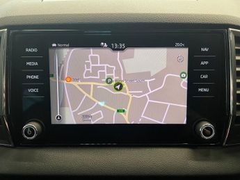 SKODA KAROQ 1.5 TSI ACT SE L SUV 5dr Petrol DSG Euro 6 (s/s) (150 ps)