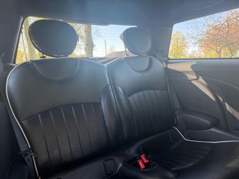 MINI HATCH 1.6 Cooper London 2012 Hatchback 3dr Petrol Manual Euro 5 (s/s) 