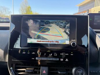 TOYOTA BZ4X 71.4kWh Pure SUV 5dr Electric Auto (11kW OBC) (204 ps)