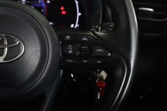 TOYOTA YARIS 1.5 VVT-h Design E-CVT Euro 6 (s/s) 5dr