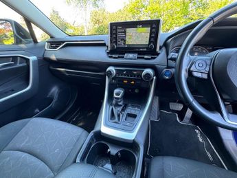 TOYOTA RAV4 2.5 VVT-h Design SUV 5dr Petrol Hybrid CVT Euro 6 (s/s) (218 ps)