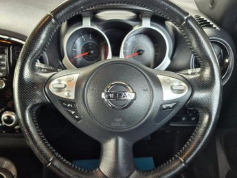 NISSAN JUKE 1.6 Tekna SUV 5dr Petrol XTRON Euro 6 (117 ps)