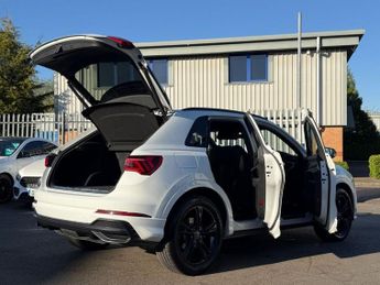 AUDI Q3 2.0 TDI 35 S line SUV 5dr Diesel S Tronic Euro 6 (s/s) (150 ps)