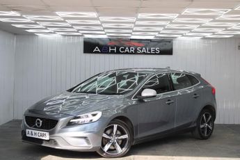 Volvo V40 1.5 T2 R-Design Nav Plus Hatchback 5dr Petrol Auto Euro 6 (s/s) 