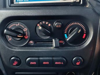 SUZUKI JIMNY 1.0L PETROL AUTOMATIC 4X4