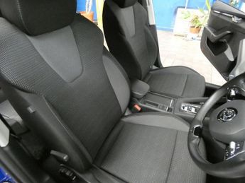 SKODA OCTAVIA 1.4 TSI iV 13kWh SE Technology Estate 5dr Petrol Plug-in Hybrid 