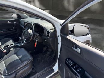 KIA SPORTAGE 2.0 CRDi KX-3 SUV 5dr Diesel Auto AWD Euro 6 (134 bhp)