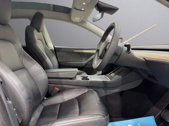 TESLA MODEL Y (Dual Motor) Long Range SUV 5dr Electric Auto 4WDE (384 bhp)