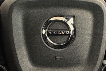 VOLVO XC40 1.5h T4 Recharge 10.7kWh Plus SUV 5dr Petrol Plug-in Hybrid Auto